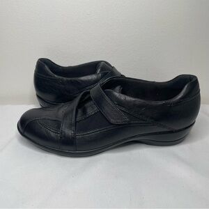CLARKS Everyday Women's Casual Strap Black Leather Shoes Size 8 Narrow